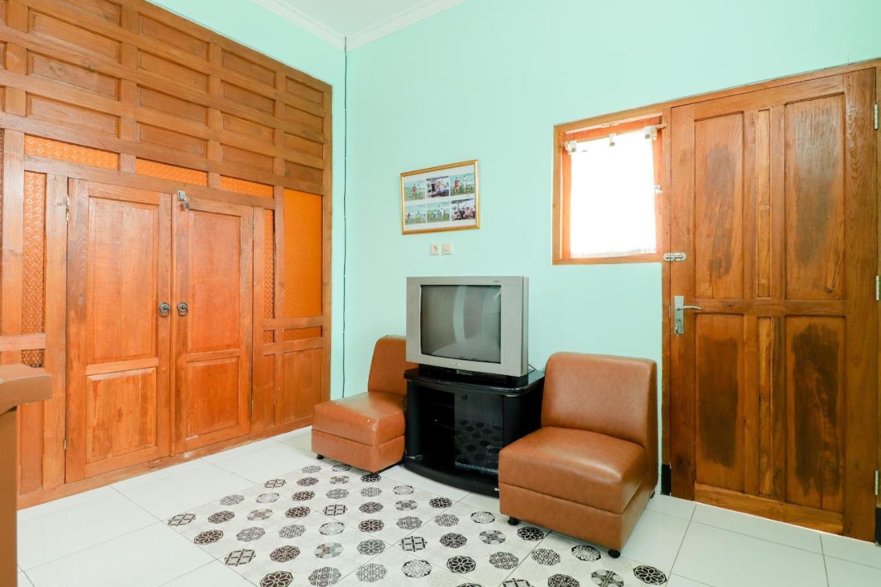 Griya 90Tr Syariah Hotell Ngaglik Exteriör bild